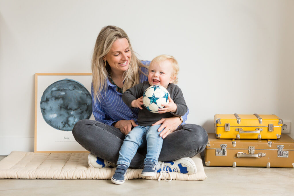 MrStarsky x AQUA GOLD